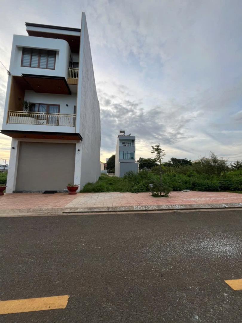 Nền đất đẹp khu đấu giá nguyễn hồng ưng 5x25m