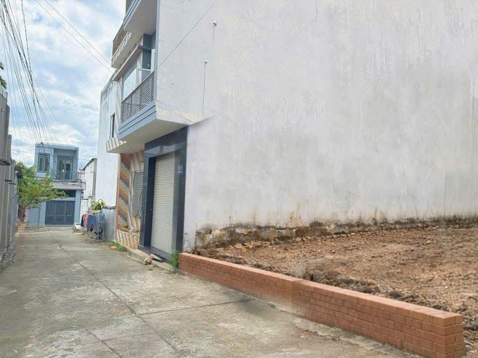 Hàng hiếm hẻm 45 Trương Công Định , hẻm thông Trần Phú ( chưa qua Trần Phú )